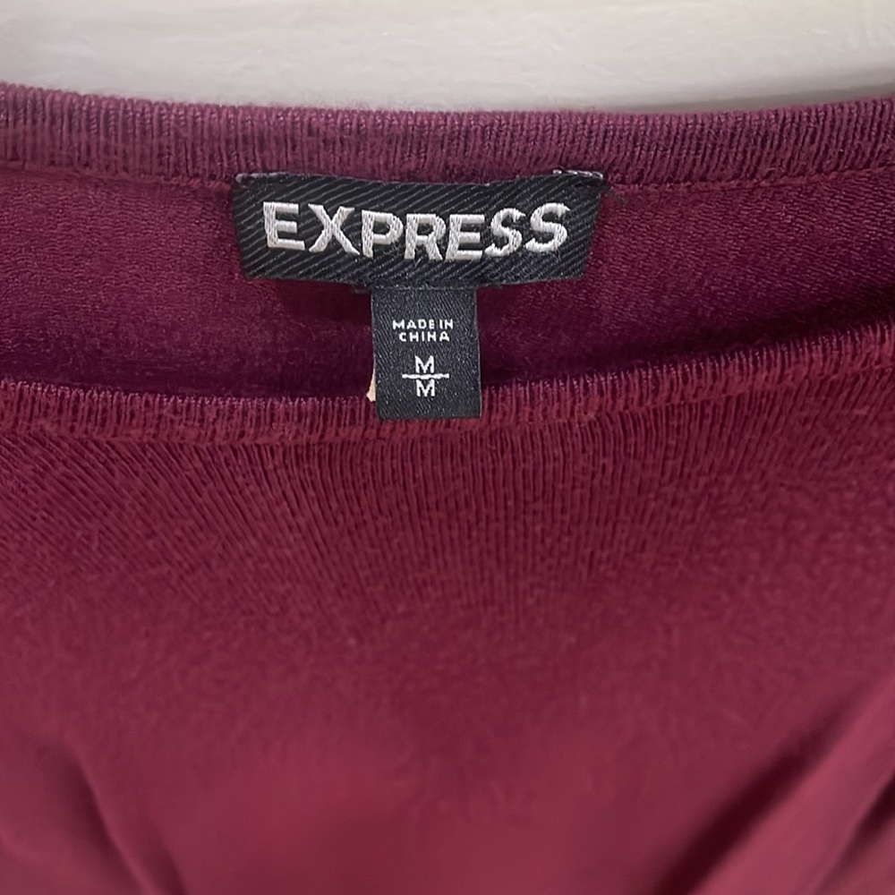 Express Dress‎ - Picture 2 of 2